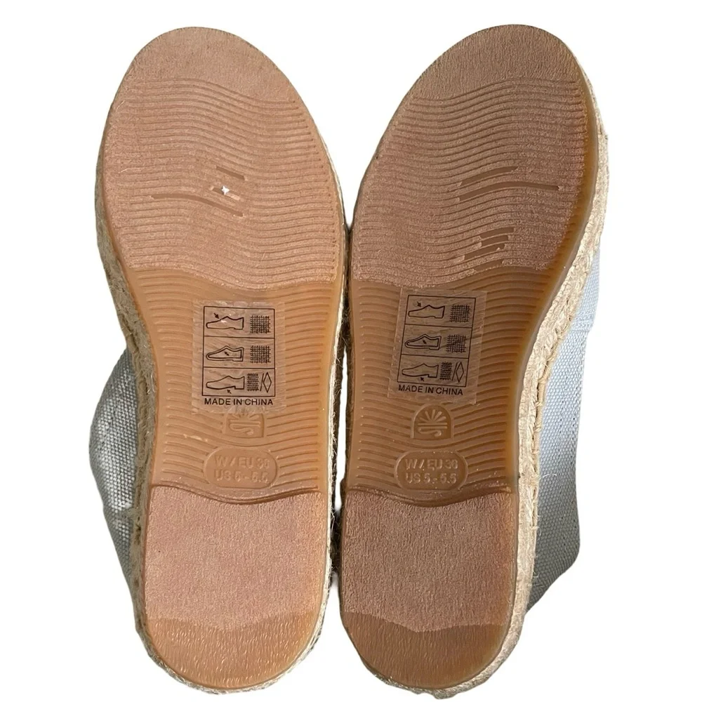 Soludos Dali Espadrilles in Chambray Size 5